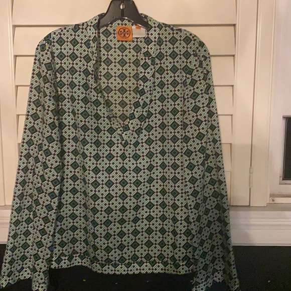 Tory Burch crop tunic logo print blouse side slit  size 6 GC - Picture 4 of 16